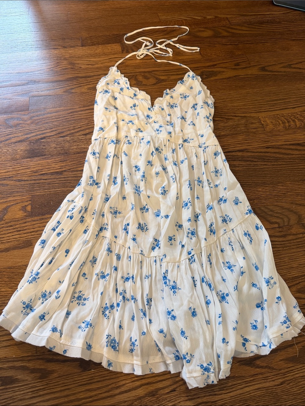 Skylar + Madison White Halter Dress with Blue Floral Print Size Small